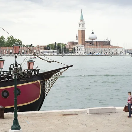 بوشينتورو فندق