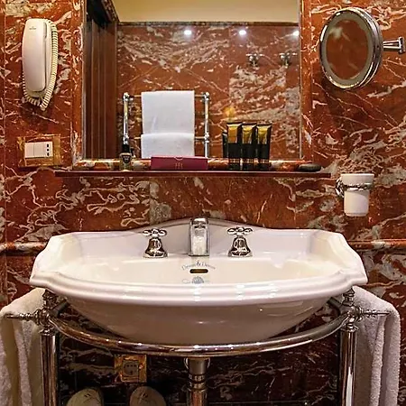 Bucintoro Hotel