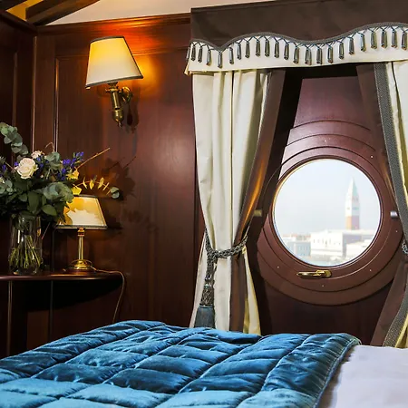 Hotel Bucintoro 4*