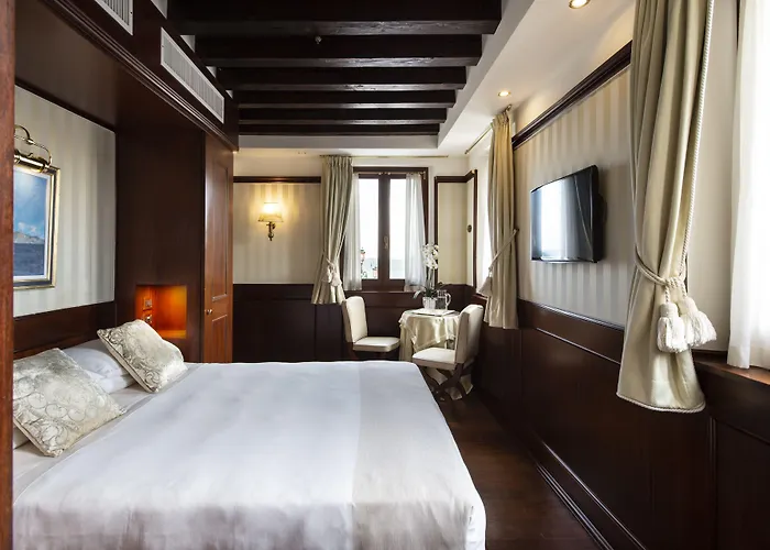 Bucintoro Hotel 4*