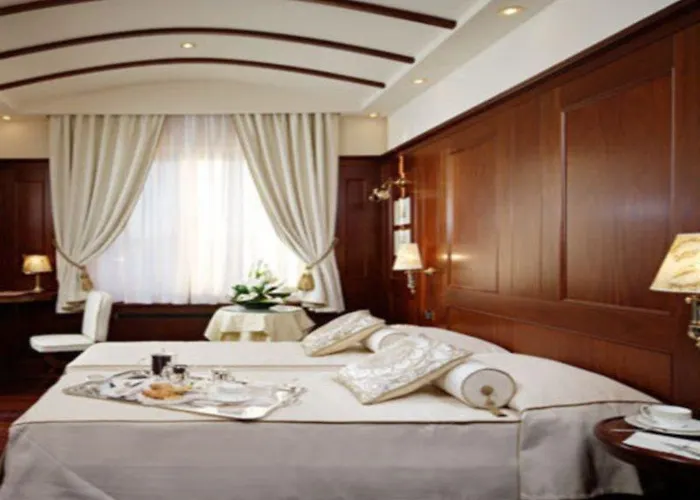 Отель Bucintoro 4*