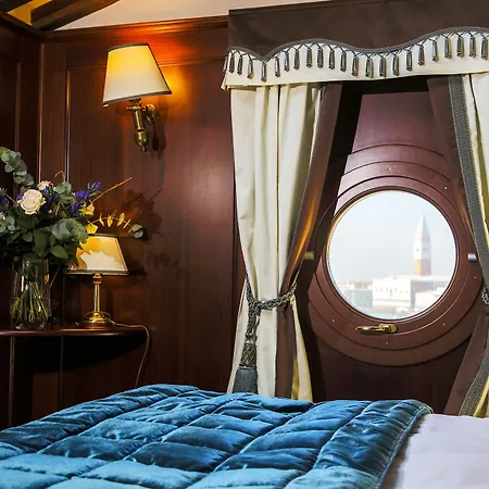 Hotell Bucintoro