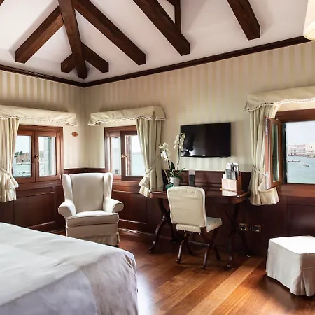 Bucintoro Hotell