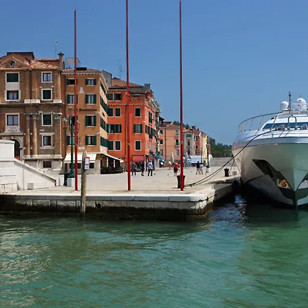 Hotell Bucintoro Venedig