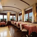 酒店 布奇托罗酒店 4*